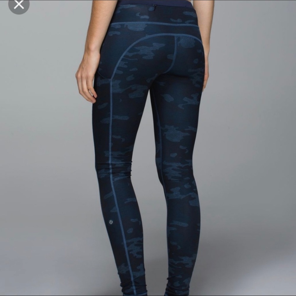 Lululemon Navy Camo Ankle Leggings